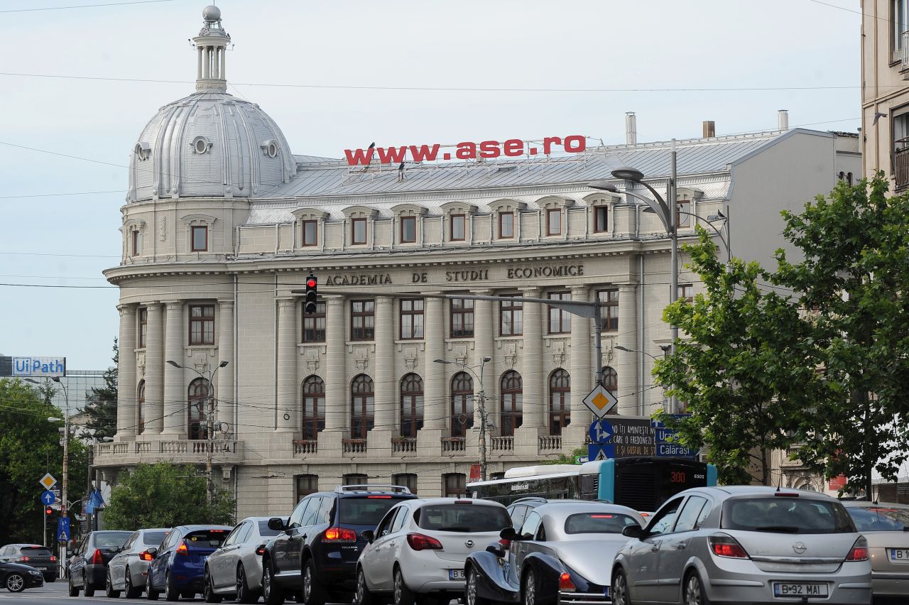 Admiterea la ASE, total schimbată în 2020. Acte necesare pentru ...